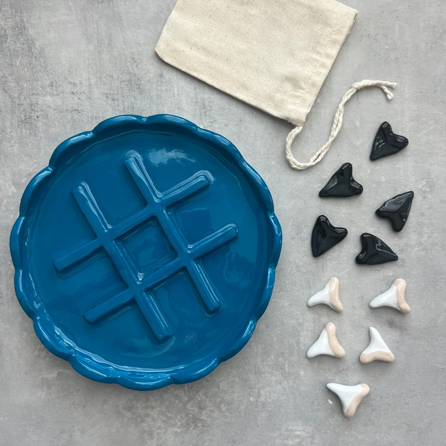 Megaladon & Lemon Shark Teeth | Tic-Tac-Toe Board